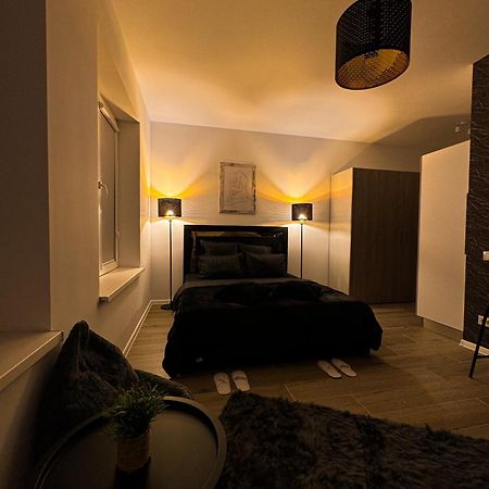 Elegant Escape Appartement Belu Buitenkant foto